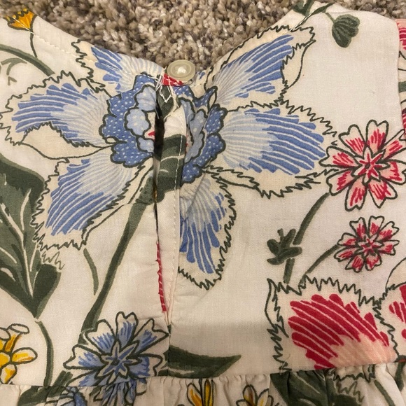 Brand New Flowered Outfit - Picture 9 of 9